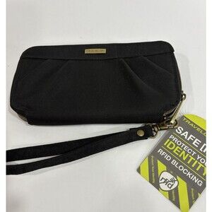 NEW Travelon Travel Clutch Billfold RFID Block Zip Around Wallet Wristlet Black